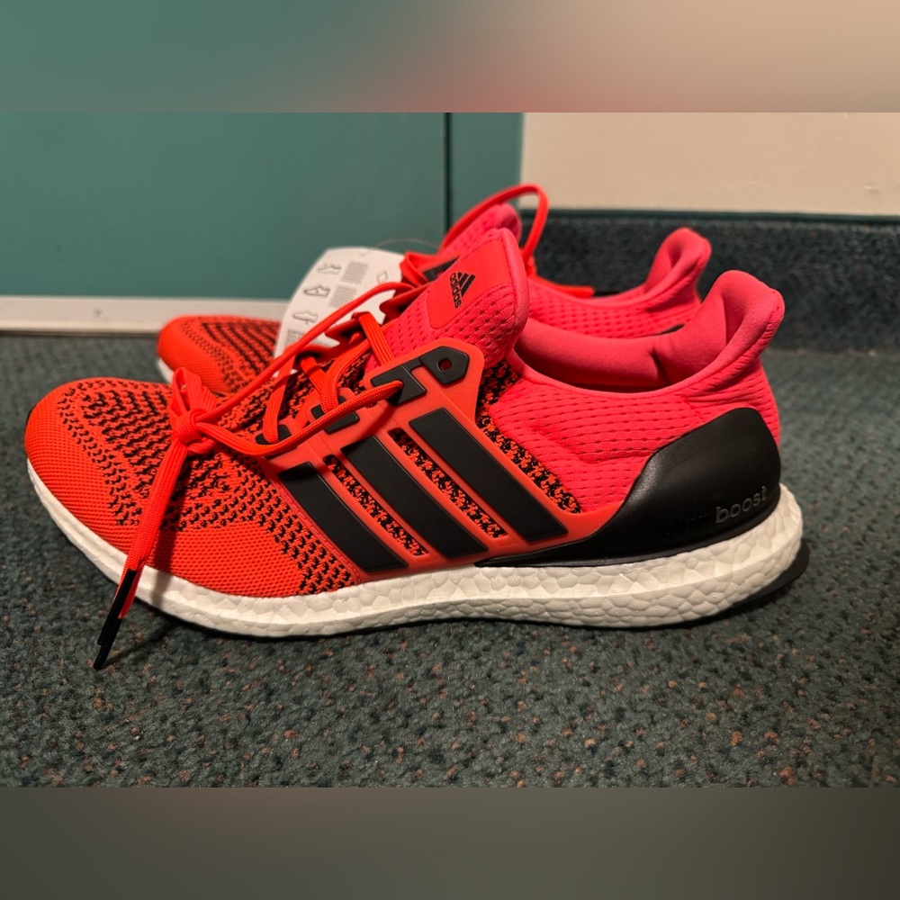 Adidas Ultraboost 1.0 solar orange